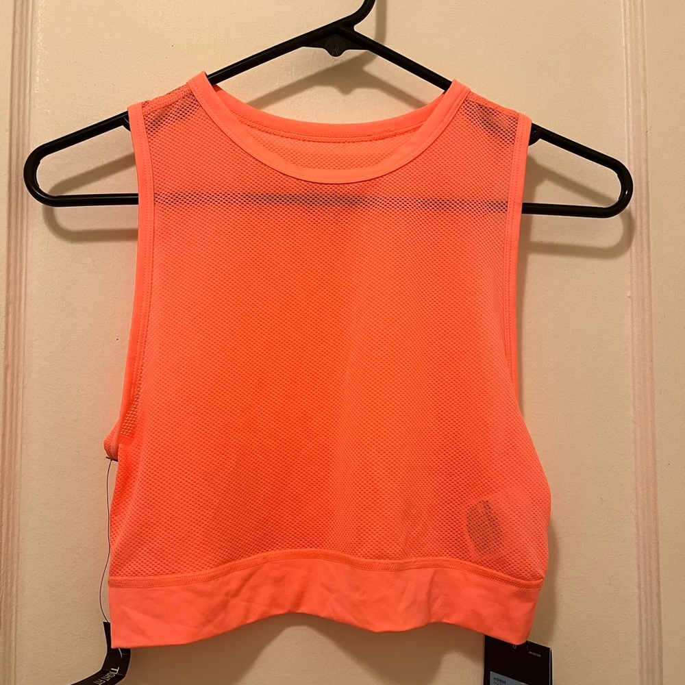 Womens M salmon color mesh tank